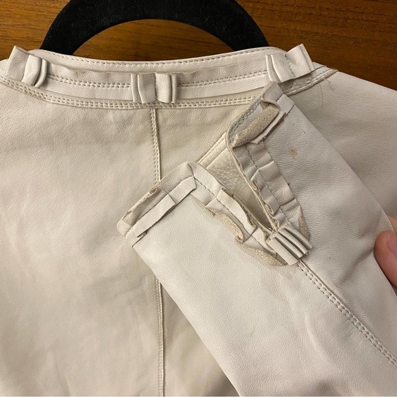 Elie Tahari xs white cream leather lamb blazer jacket button up - Picture 13 of 13